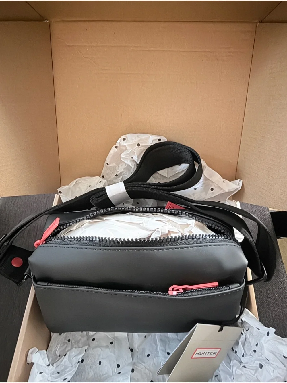 Hunter Everyday Crossbody Bag in Black